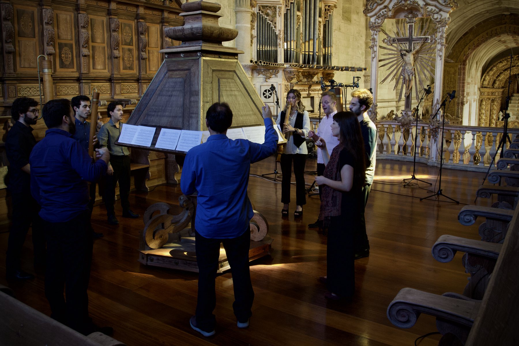Arte Minima working from facsimile parts during a recording session